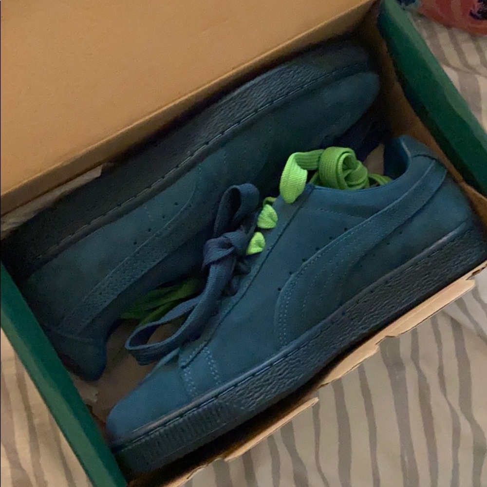 Shoes